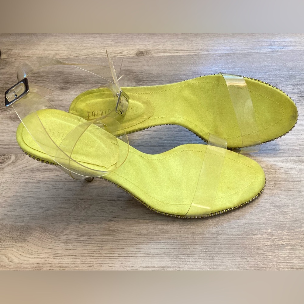 Fashion Nova Neon Yellow Green Heels Silver Studs Clear Adjustable Straps 8.5 - Picture 7 of 16